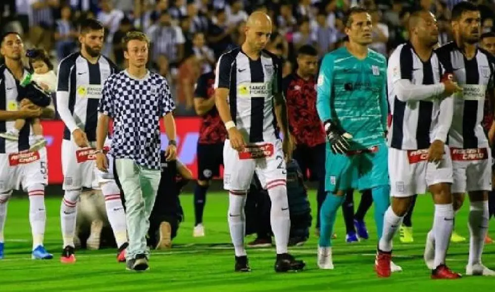 Para evitar una crisis económica, la dirigencia ya piensa en reducir sueldos. Foto: Prensa Alianza Lima Para evitar una crisis económica, la dirigencia ya piensa en reducir sueldos. Foto: Prensa Alianza Lima