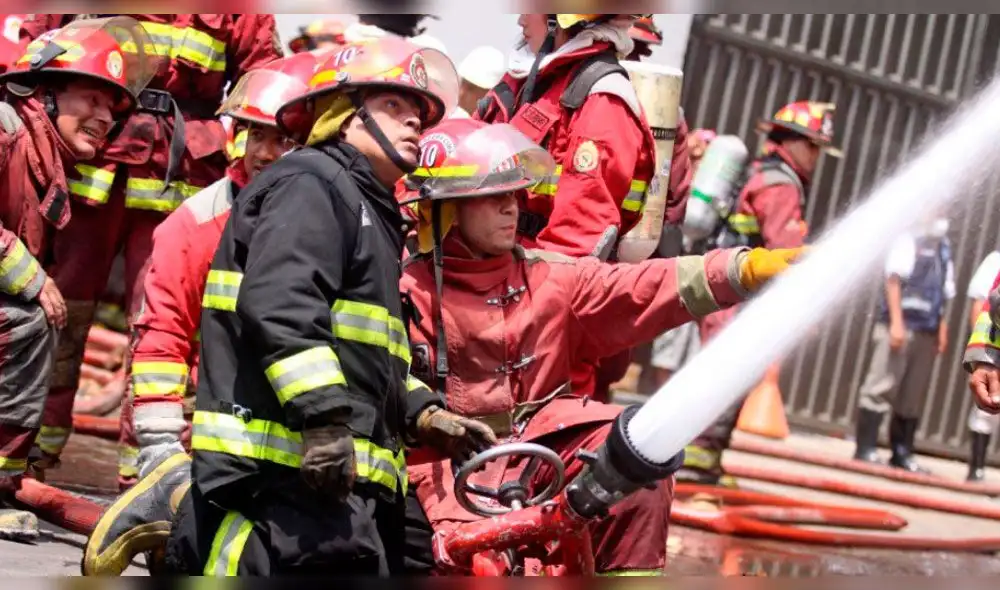 Año Nuevo 2018: más de 300 emergencias se registraron en Lima y Callao 