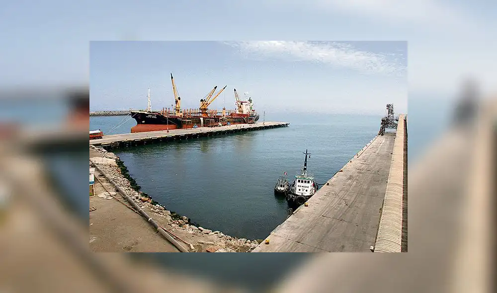 La Libertad: Alcalde Félix Campaña defiende concesión del puerto de Salaverry La Libertad: Alcalde Félix Campaña defiende concesión del puerto de Salaverry