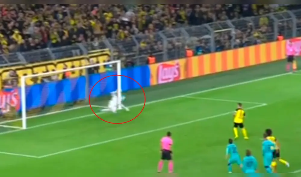 Marc-Andre ter Stegen tapa el penal de Marco Reus en el Barcelona vs. Borussia Dortmund