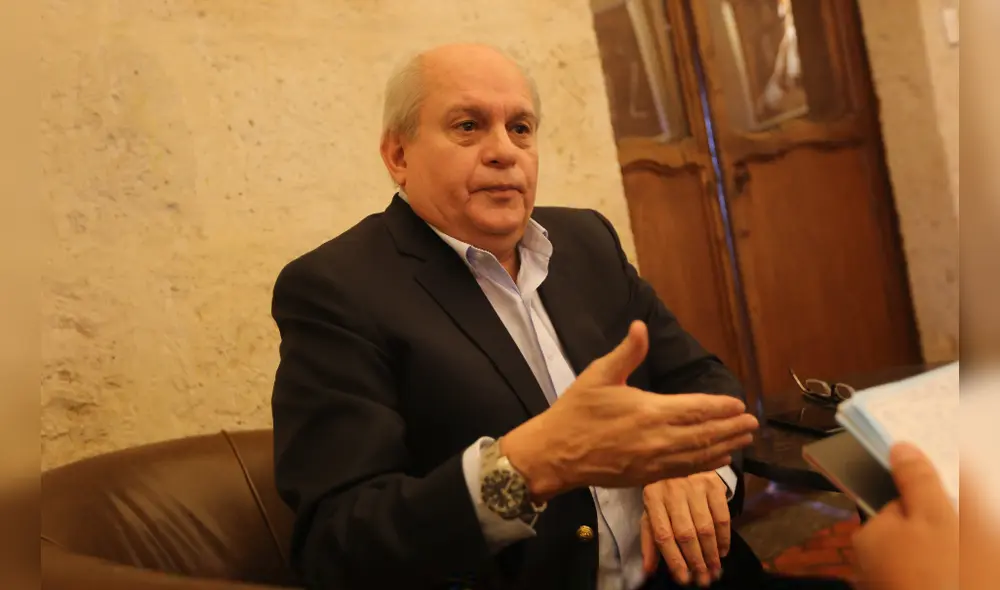 El ex presidente del Consejo de Ministros Pedro Cateriano también renunció al consejo de consultores de la Comisión de Constitución y Reglamento. Foto: La República.