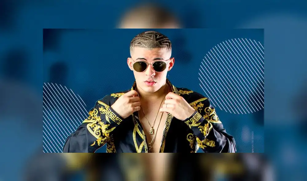 Bad Bunny se presenta en concierto de Farruko y regala dinero [VIDEO]