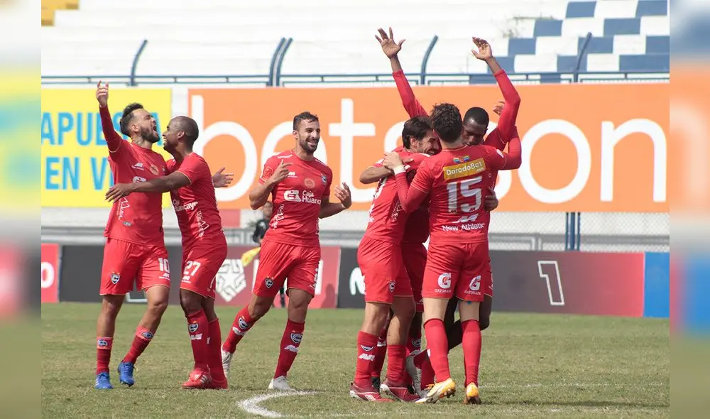 Festejo de Cienciano tras lograr un luchado triunfo (Foto: Liga 1)