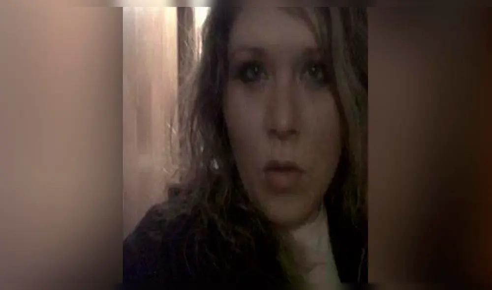 Facebook: Se toma selfie en casa de sus padres y descubre aterrador detalle Facebook: Se toma selfie en casa de sus padres y descubre aterrador detalle