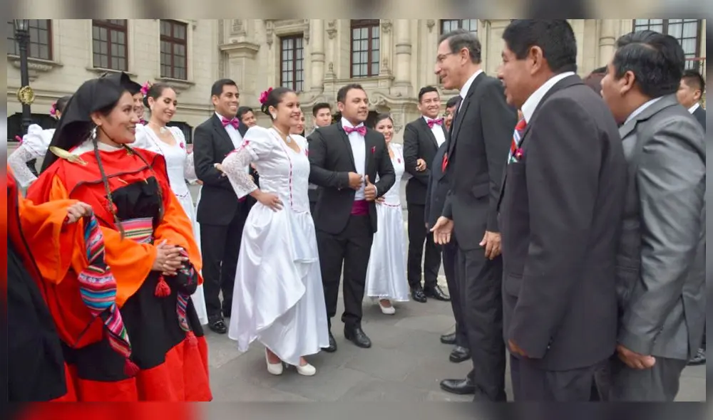 Comitiva de la ciudad de Tacna fue saludada por el presidente Martín Vizcarra. Comitiva de la ciudad de Tacna fue saludada por el presidente Martín Vizcarra.