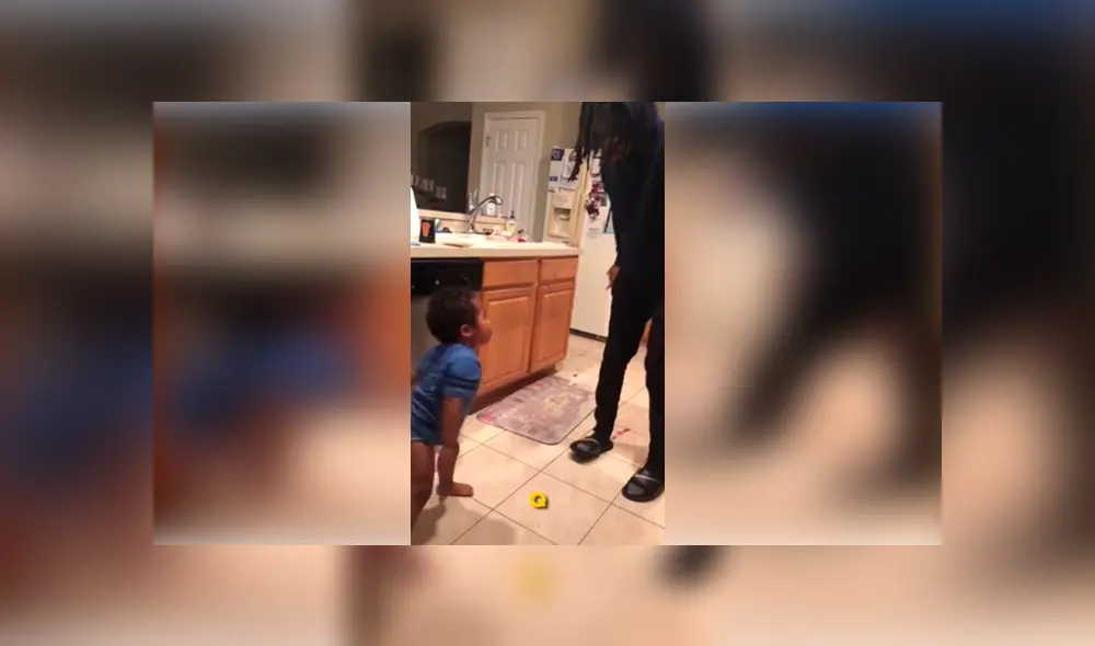 YouTube viral: mujer deja a su esposo al cuidado de su bebé y al volver los descubre en una tierna escena