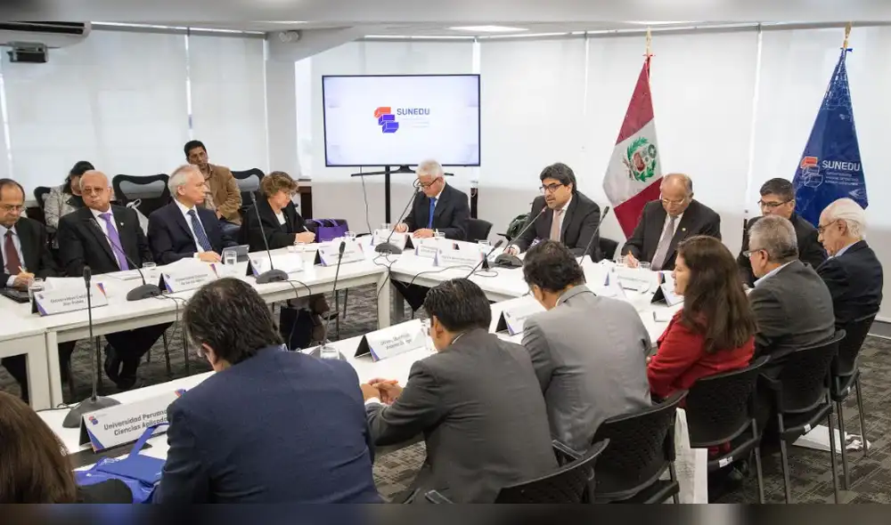 Sunedu se reúne por primera vez con universidades licenciadas