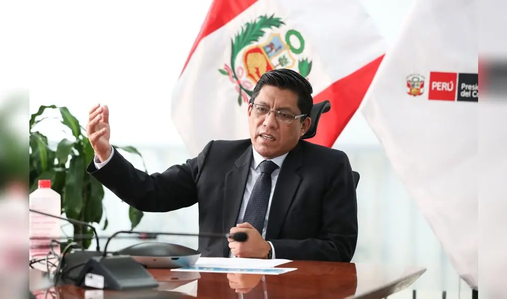 Vicente Zeballos en conferencia virtual donde exhortó a los funcionarios a "redoblar esfuerzos" en medio de la pandemia. Foto: PCM.