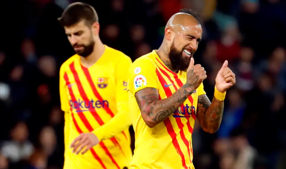 Arturo Vidal le dio vuelta al marcador y le dio la ventaja al FC Barcelona sobre Espanyol. | Foto: EFE