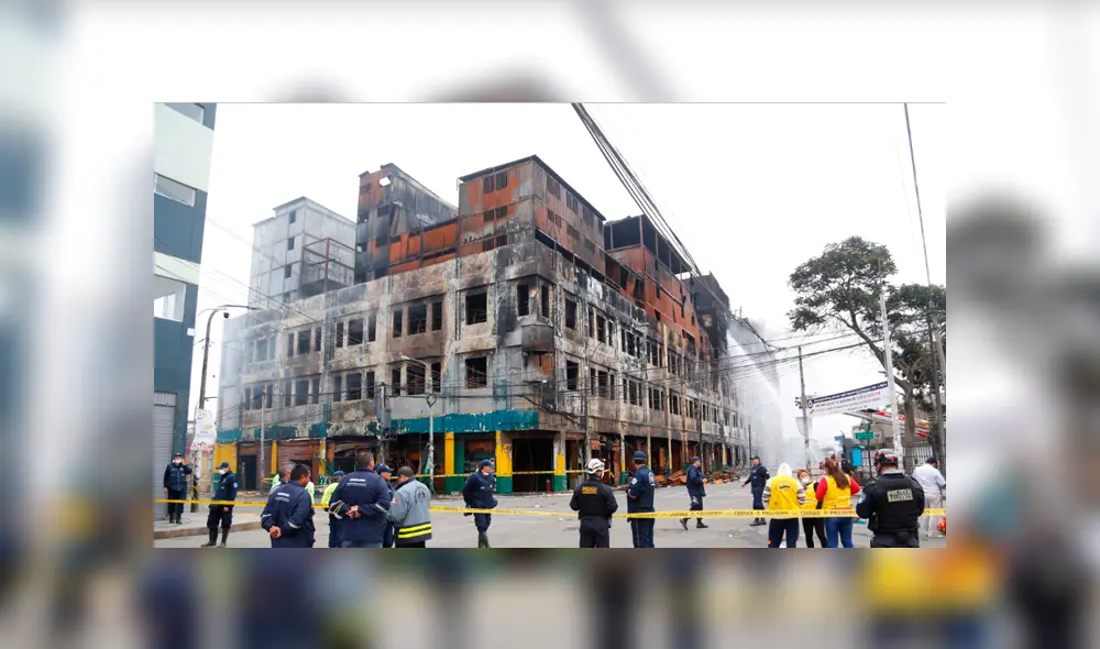 Galería Nicolini debe ser demolida, según peritaje del Colegio de Ingenieros Galería Nicolini debe ser demolida, según peritaje del Colegio de Ingenieros
