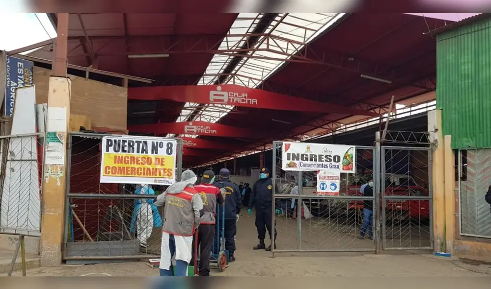Comerciantes y usuarios deben ingresar ordenadamente ahora. Comerciantes y usuarios deben ingresar ordenadamente ahora.