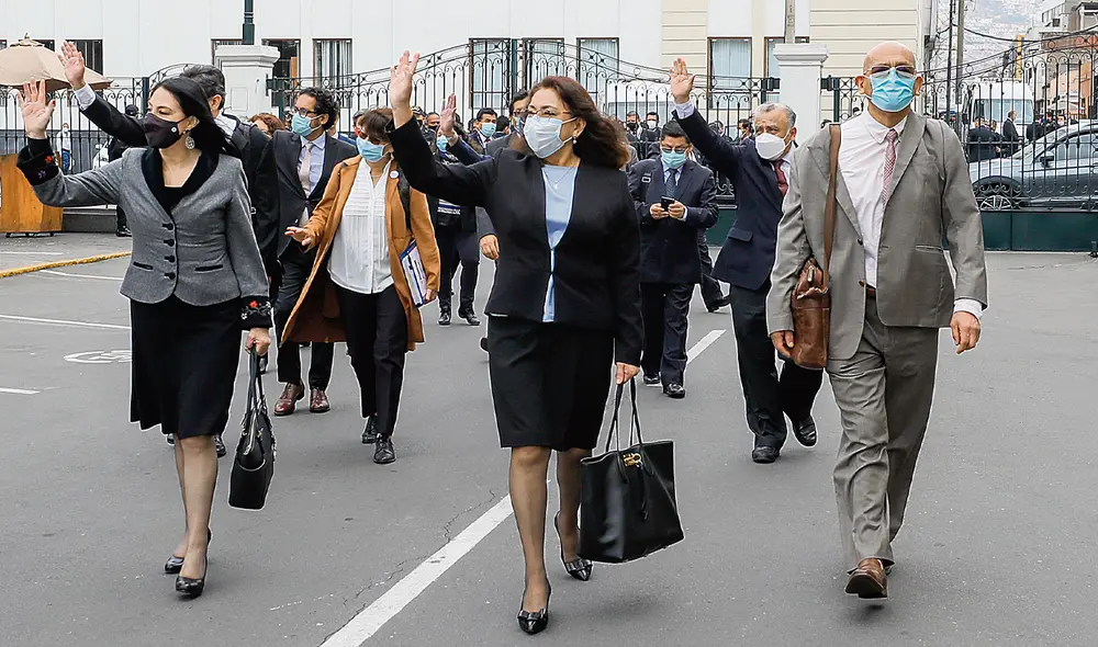 Gabinete Violeta Bermudez foto pcm Gabinete Violeta Bermudez foto pcm