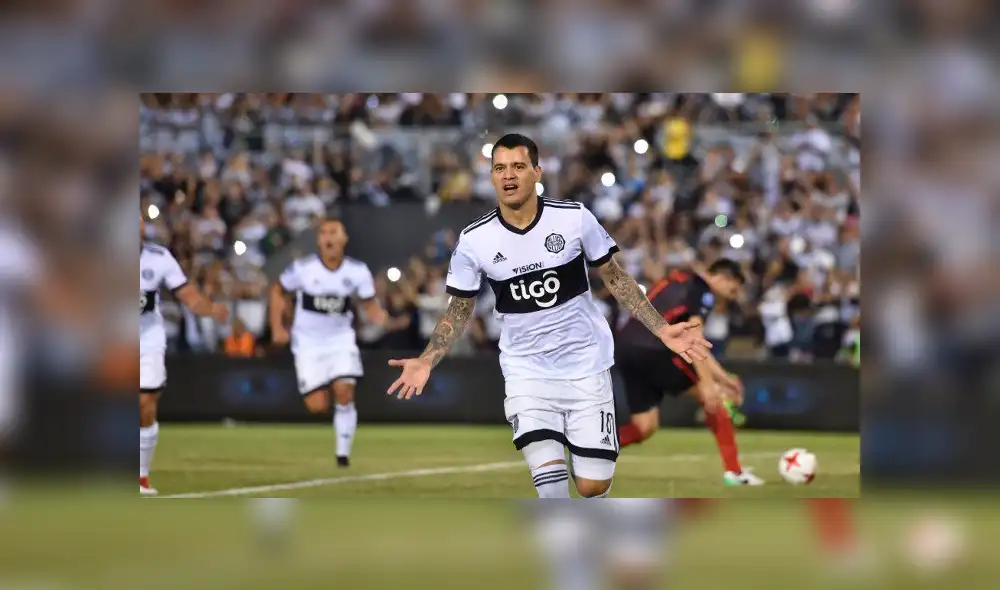 Olimpia vs Cerro Porteño: Willy Mendieta colocó el 1-1 con soberbio tiro libre [VIDEO]