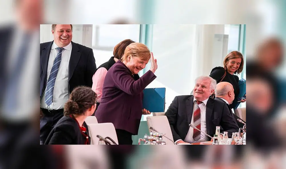 Al final se vivió un momento hilarante. Foto: EFE