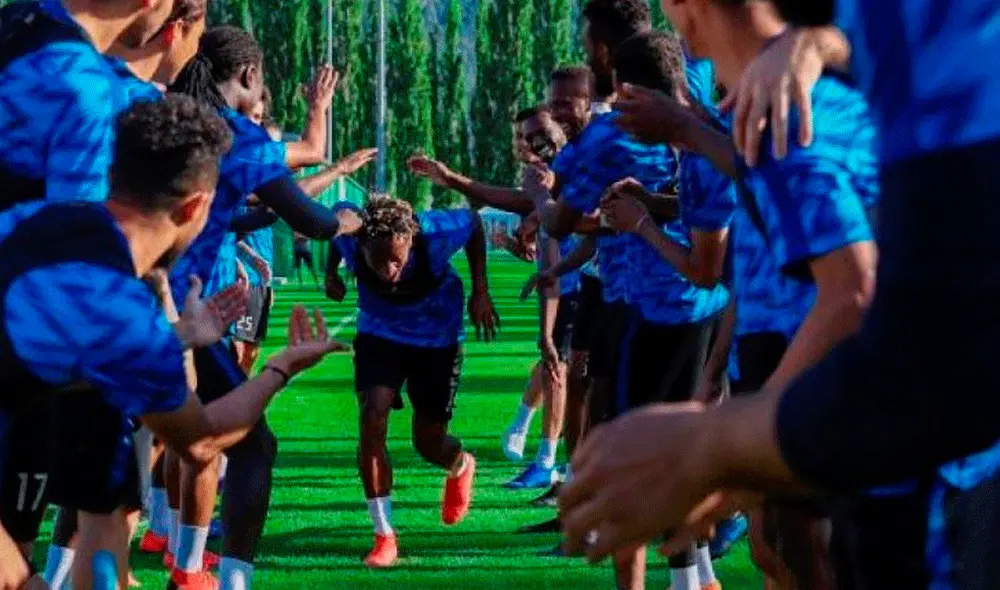 La bienvenida de André Carrillo en el Al Hilal. La bienvenida de André Carrillo en el Al Hilal.