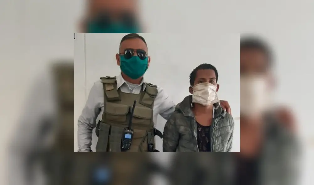 Delincuente fue capturado por los vecinos y luego entregado a los agentes de serenazgo. Delincuente fue capturado por los vecinos y luego entregado a los agentes de serenazgo.