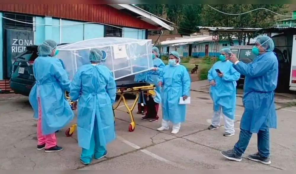 Elaboran cápsula artesanal para pacientes con COVID- 19.