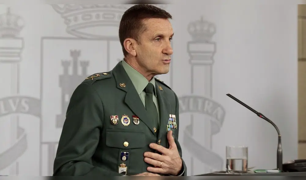 El Jefe de la Guardia Civil, el general José Manuel Santiago, manifestó que busca minimizar las quejas contra la gestión del Gobierno frente al coronavirus. Foto: El Español. El Jefe de la Guardia Civil, el general José Manuel Santiago, manifestó que busca minimizar las quejas contra la gestión del Gobierno frente al coronavirus. Foto: El Español.