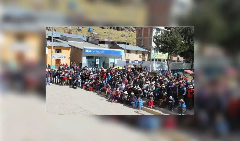Entregan cronograma de obras de agua y saneamiento en Chalhuahuacho