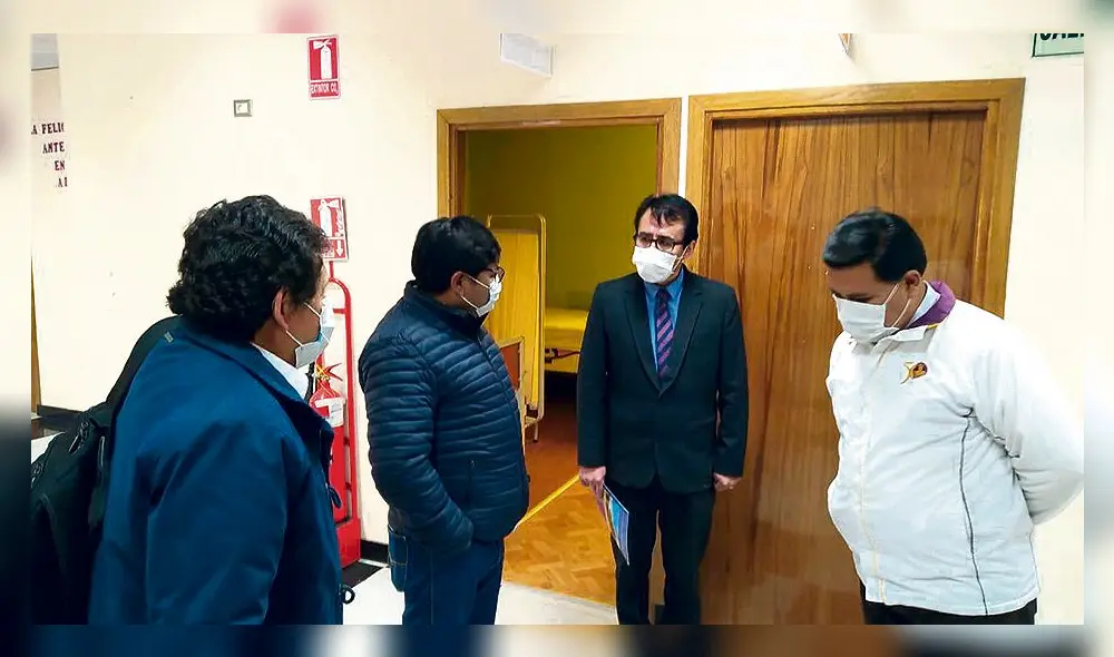 reunión. Integrantes de Comando evaluan acciones en Juliaca. reunión. Integrantes de Comando evaluan acciones en Juliaca.