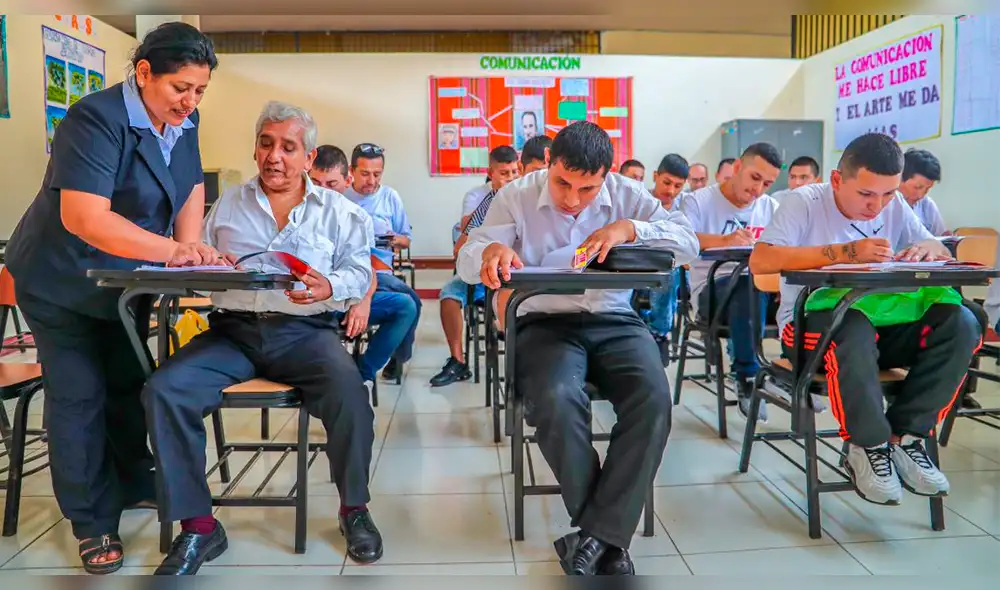 Internos del penal Lurigancho iniciaron el año escolar 2019 
