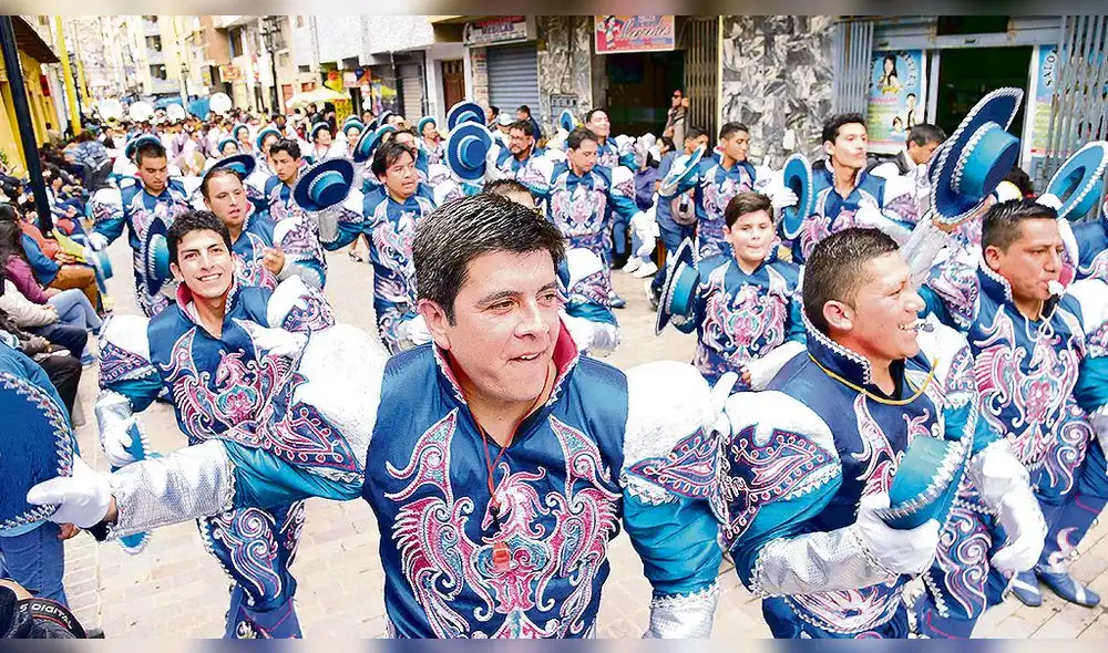 Puno: Cuestionan lanzamiento de fiesta de la Virgen de la Candelaria en Lima