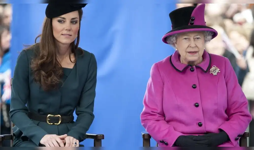 Reina Isabel II condecora a Kate Middleton con el título de Dama Gran Cruz de la Real Orden Victoriana