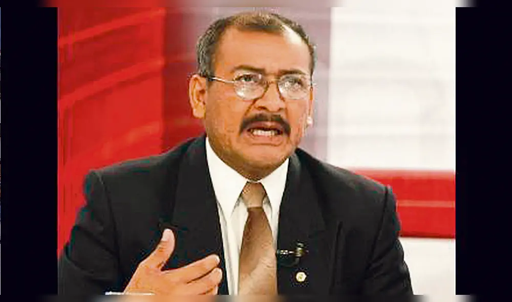 Investigado. Wilmer Dios Benites es acusado del delito de colusión en agravio del Estado. Investigado. Wilmer Dios Benites es acusado del delito de colusión en agravio del Estado.