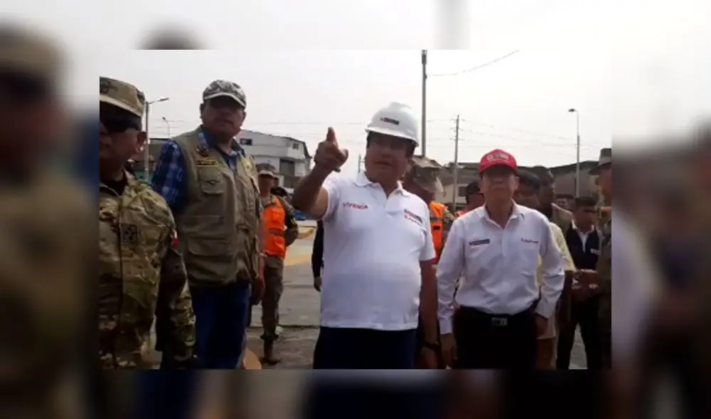 Incendio en Villa El Salvador: viviendas inhabitables fueron demolidas en zona de desastre Incendio en Villa El Salvador: viviendas inhabitables fueron demolidas en zona de desastre