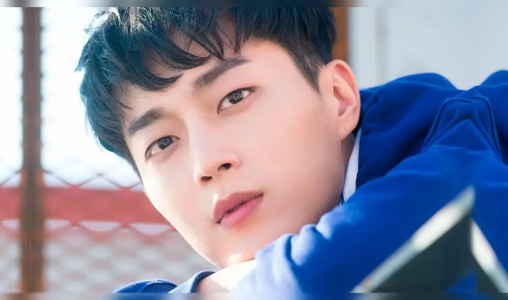 Yoon Doo Joon, más conocido por su nombre monónimo Doojoon, es un cantante y actor surcoreano miembro de la banda Highlight. Yoon Doo Joon, más conocido por su nombre monónimo Doojoon, es un cantante y actor surcoreano miembro de la banda Highlight.