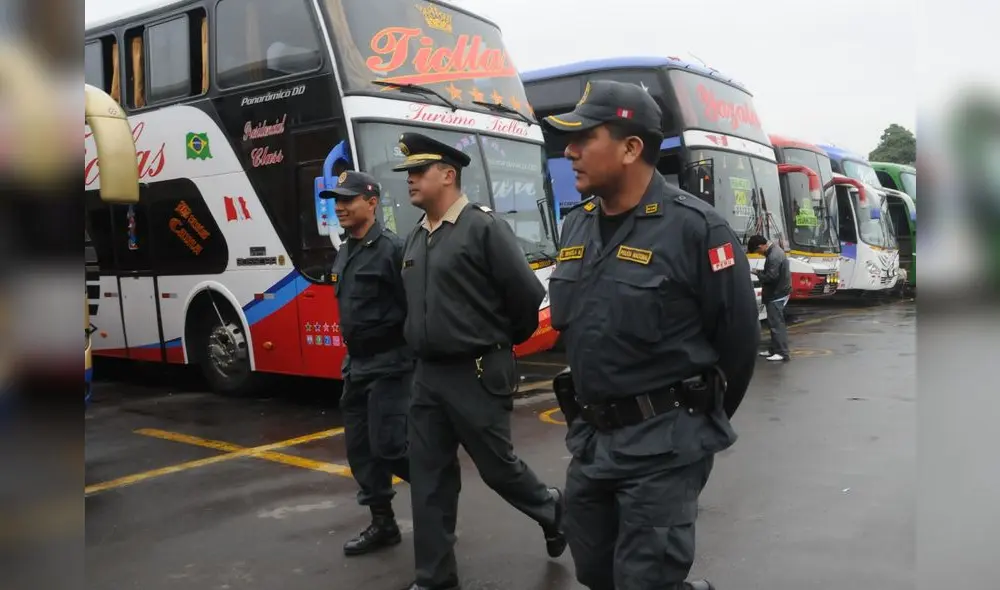 No habrá viajes interprovinciales desde las 00:00 horas de este martes