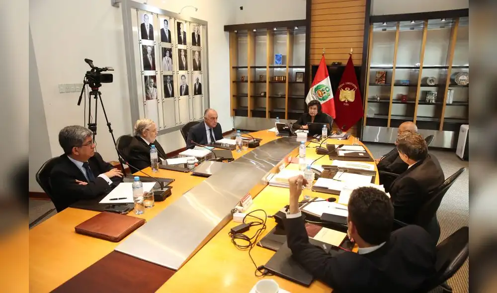 TC declaró infundada demanda competencial contra el Poder Ejecutivo por la disolución del Congreso