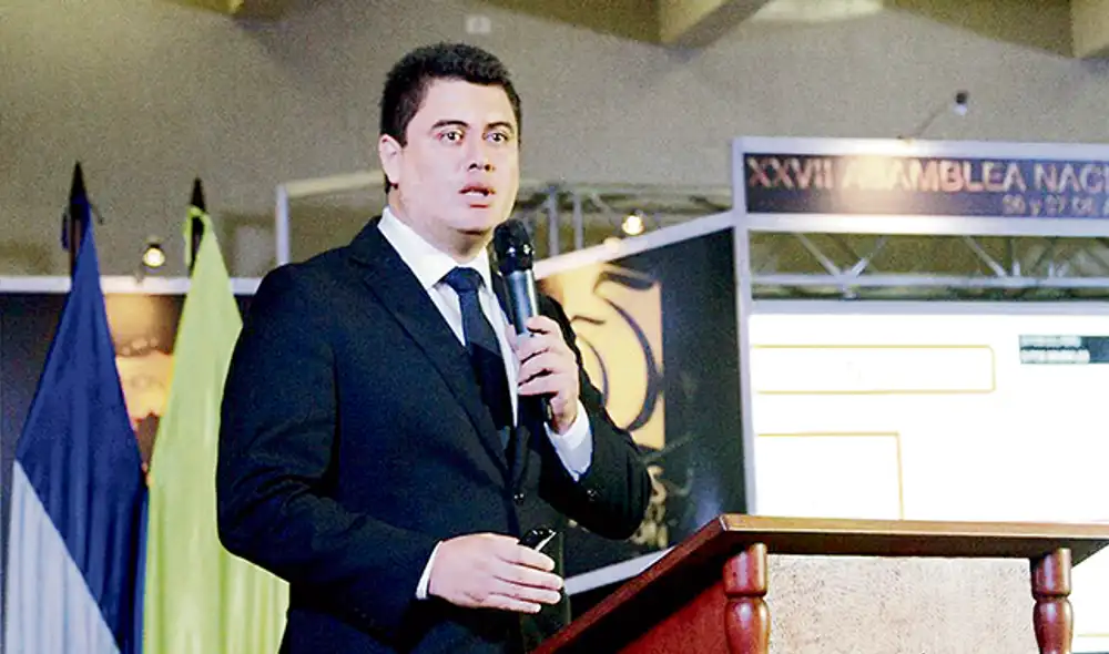 Villalobos. Apunta que partidos no perderán inscripción. Villalobos. Apunta que partidos no perderán inscripción.