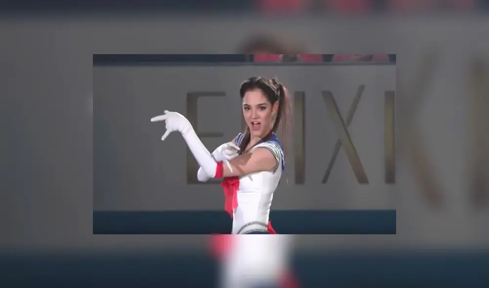En YouTube patinadora se roba las miradas con show al estilo Sailor Moon