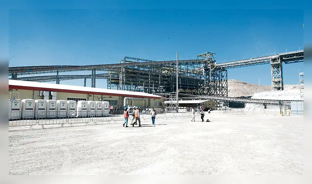 CERRO VERDE INAUGURACION
Expansión de la Unidad de Producción Cerro Verde CERRO VERDE INAUGURACION
Expansión de la Unidad de Producción Cerro Verde