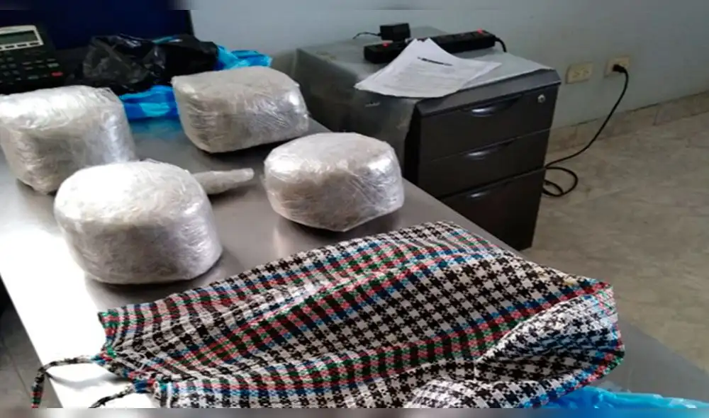 Sullana: abandonan marihuana dentro de vehículo 