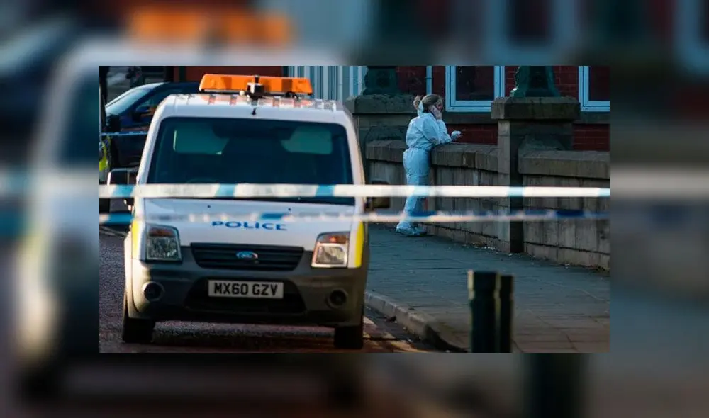 Padre asesinó a su bebé lanzándolo desde un puente hacia un río. Foto: Mercury Press.