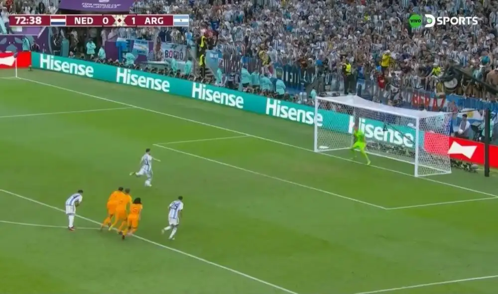 Messi anotó de penal y aumentó la ventaja para la Albiceleste. Foto: captura DSports Messi anotó de penal y aumentó la ventaja para la Albiceleste. Foto: captura DSports