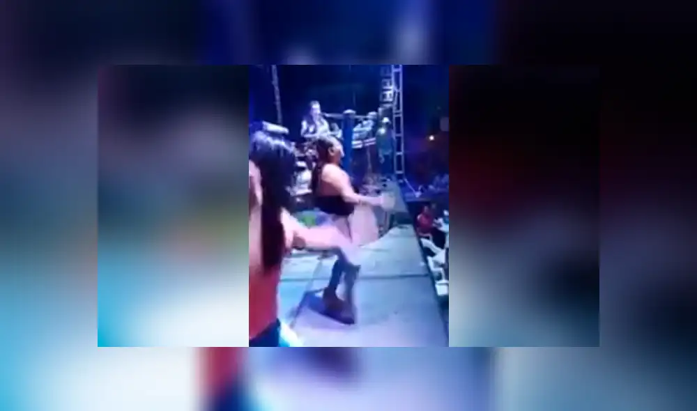 Facebook viral: mujer cae del escenario, mientras bailaba sensual cumbia [VIDEO]