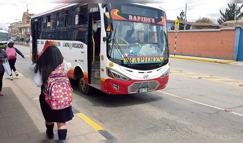 Vehículos. Instalarán cámaras para identificar acosadores. Vehículos. Instalarán cámaras para identificar acosadores.