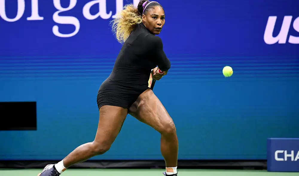 Serena Williams derrotó a María Sharapova en la primera ronda del US Open.