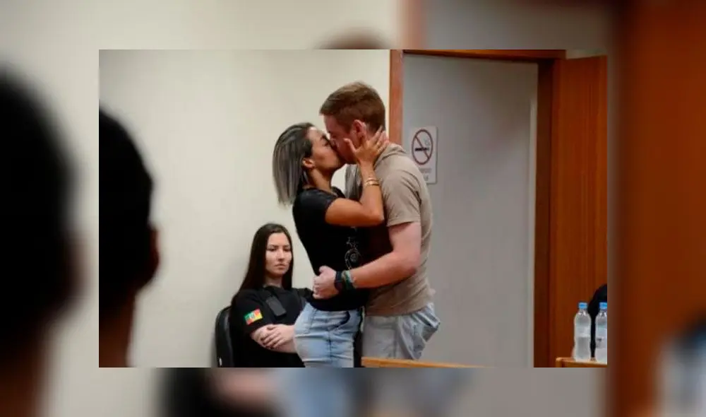 Mujer besa a su expareja durante una audiencia e intenta retomar relación, a pesar que quiso matarla Mujer besa a su expareja durante una audiencia e intenta retomar relación, a pesar que quiso matarla