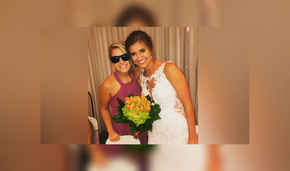 Facebook viral: dama de honor le regala ‘ramo de nuggets’ a novia y ella hace lo más insólito durante su boda. Foto: Jenna Spertz