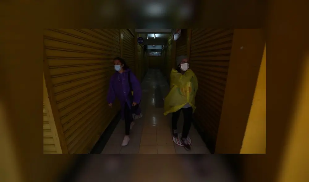 Locales y galerías serán multadas y clausuradas si no cumplen con protocolos y si sus trabajadores no tienen prueba negativa de COVID-19. (Foto: Jorge Cerdán / LaRepública)