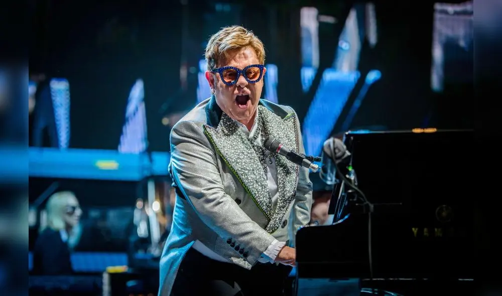 Elton John encabezará la gala benéfica que reunirá, desde sus casas, a varias estrellas.