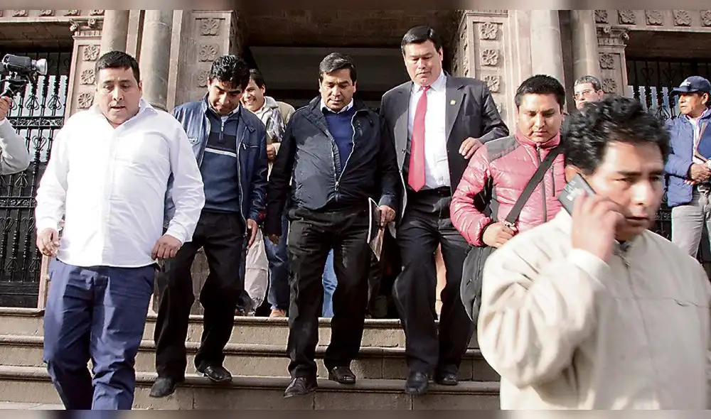 Congresista Benicio Ríos tiene más de 30 denuncias por varios tipos de delitos Congresista Benicio Ríos tiene más de 30 denuncias por varios tipos de delitos