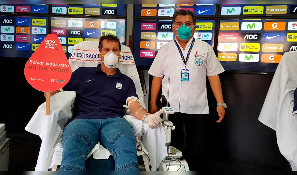 Mario Salas sobre la ayuda del club a las familias vulnerables: “Alianza Lima es pueblo”. Mario Salas sobre la ayuda del club a las familias vulnerables: “Alianza Lima es pueblo”.