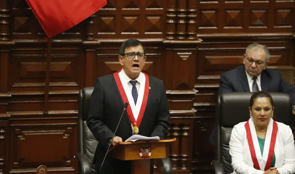 La autoridad regional pidió al presidente de la Mesa Directiva del Congreso priorizar proyectos para el desarrollo del país.