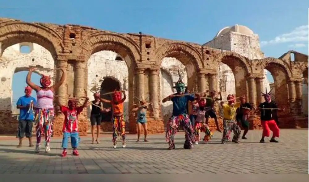 El distrito de Zaña se caracteriza por su cuiltura, tradición y costumbres. El distrito de Zaña se caracteriza por su cuiltura, tradición y costumbres.