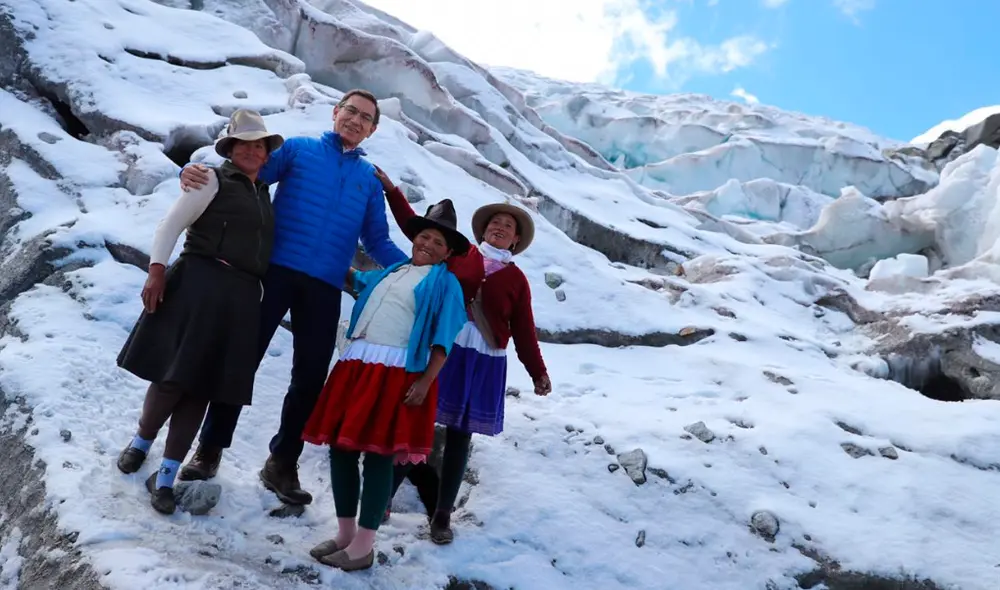 Presidente Vizcarra llega a nevado Huascarán junto a expedición científica